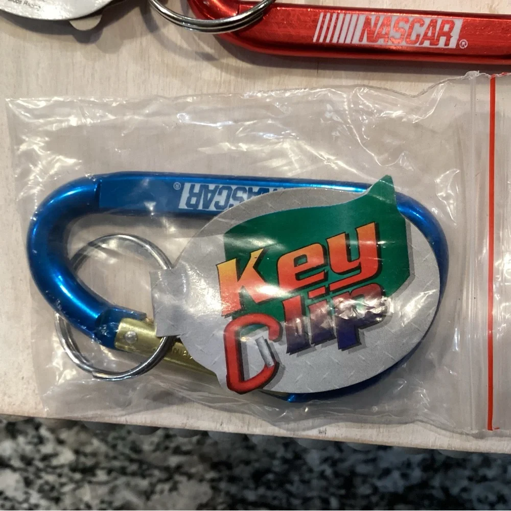 🟢 Vintage - NWT - 5 NASCAR Key Clips - Gordon - Dale Sr & Jr - Labonte & Stewart